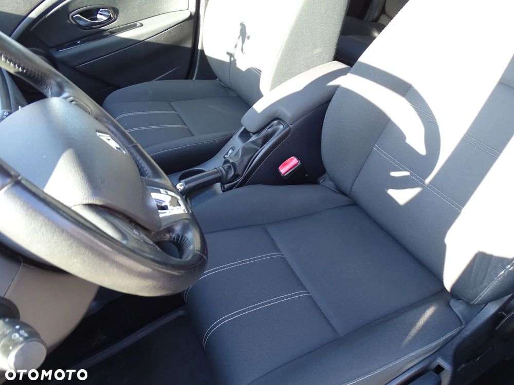 Renault Megane 1.6 16V Dynamique - 25