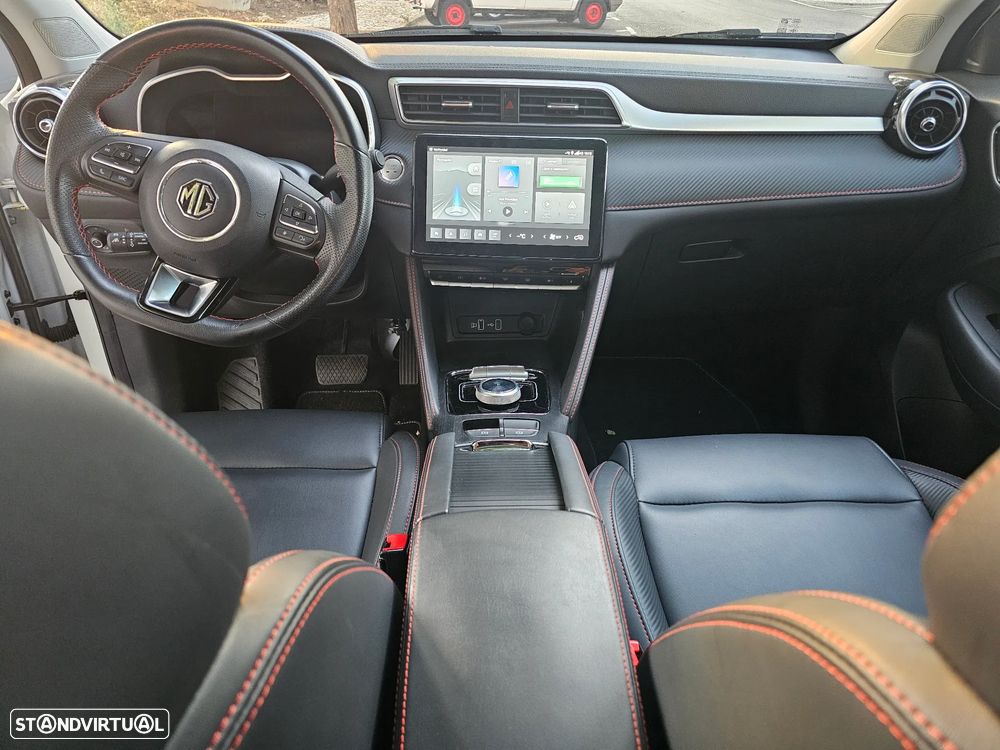 MG ZS EV 72.6 kWh Luxury OBC 11 kW - 2