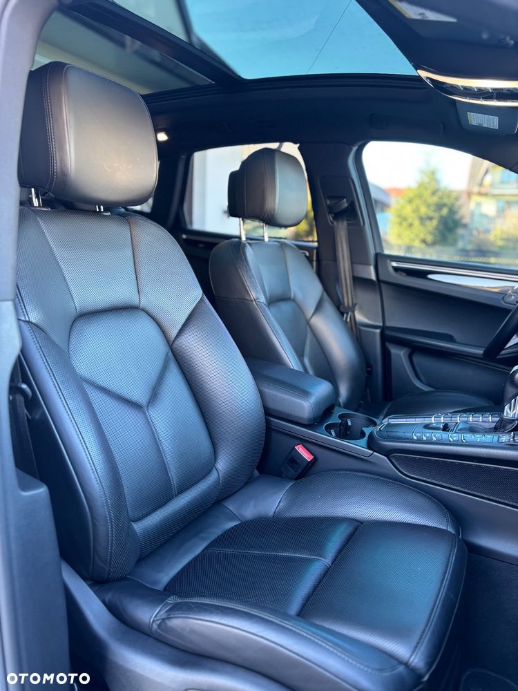 Porsche Macan Standard - 13