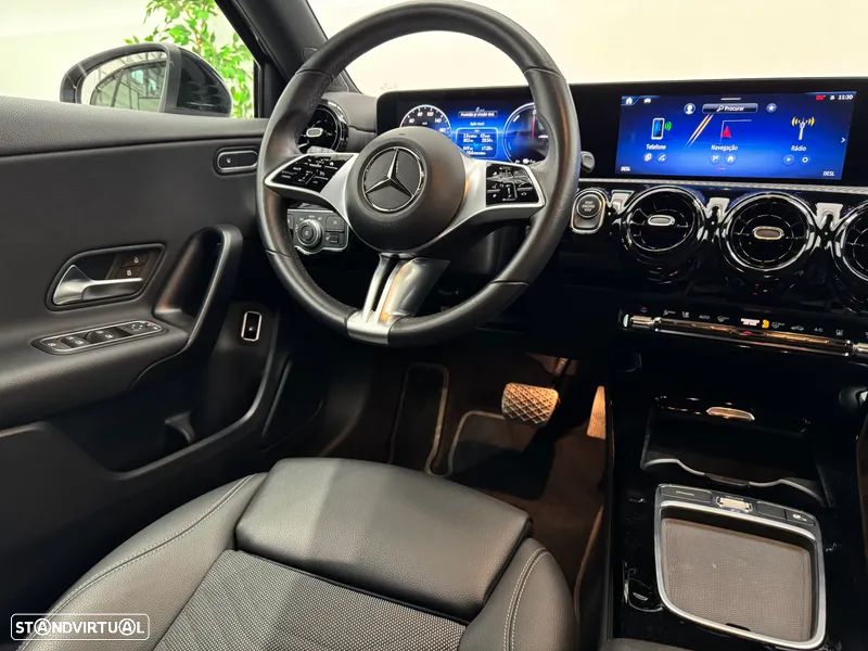 Mercedes-Benz A 250 - 11