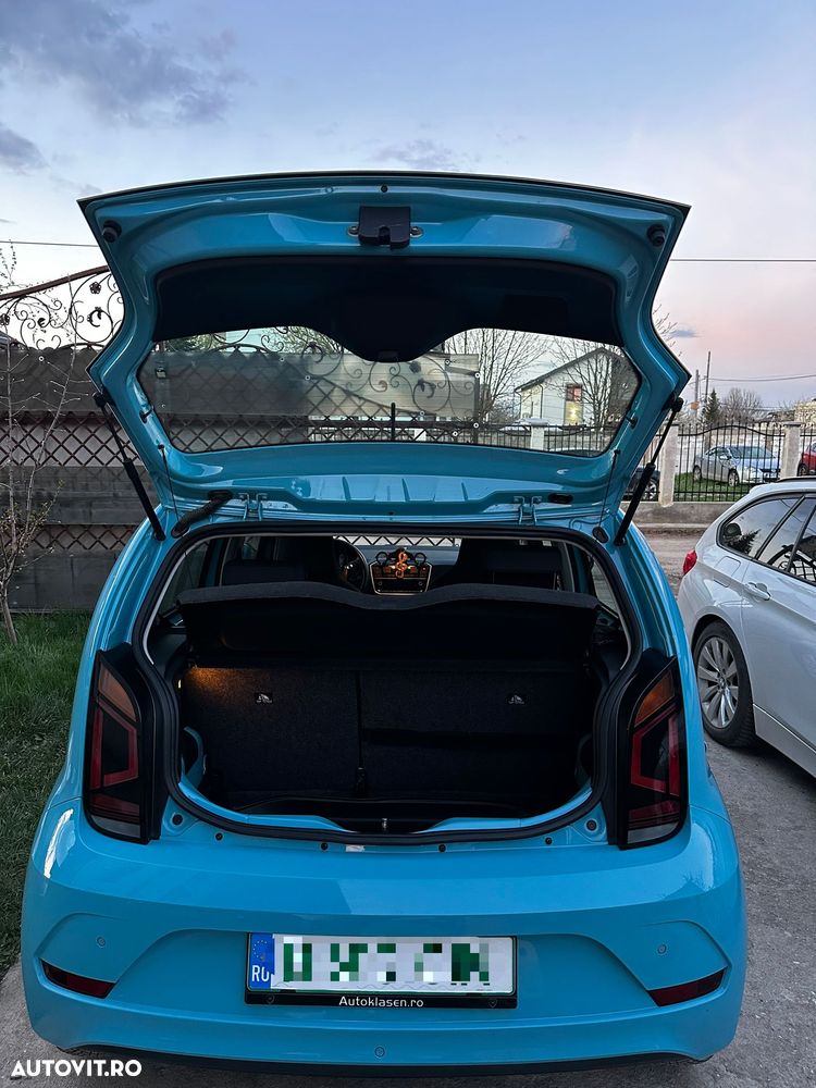 Volkswagen up! 32.3 kWh - 4
