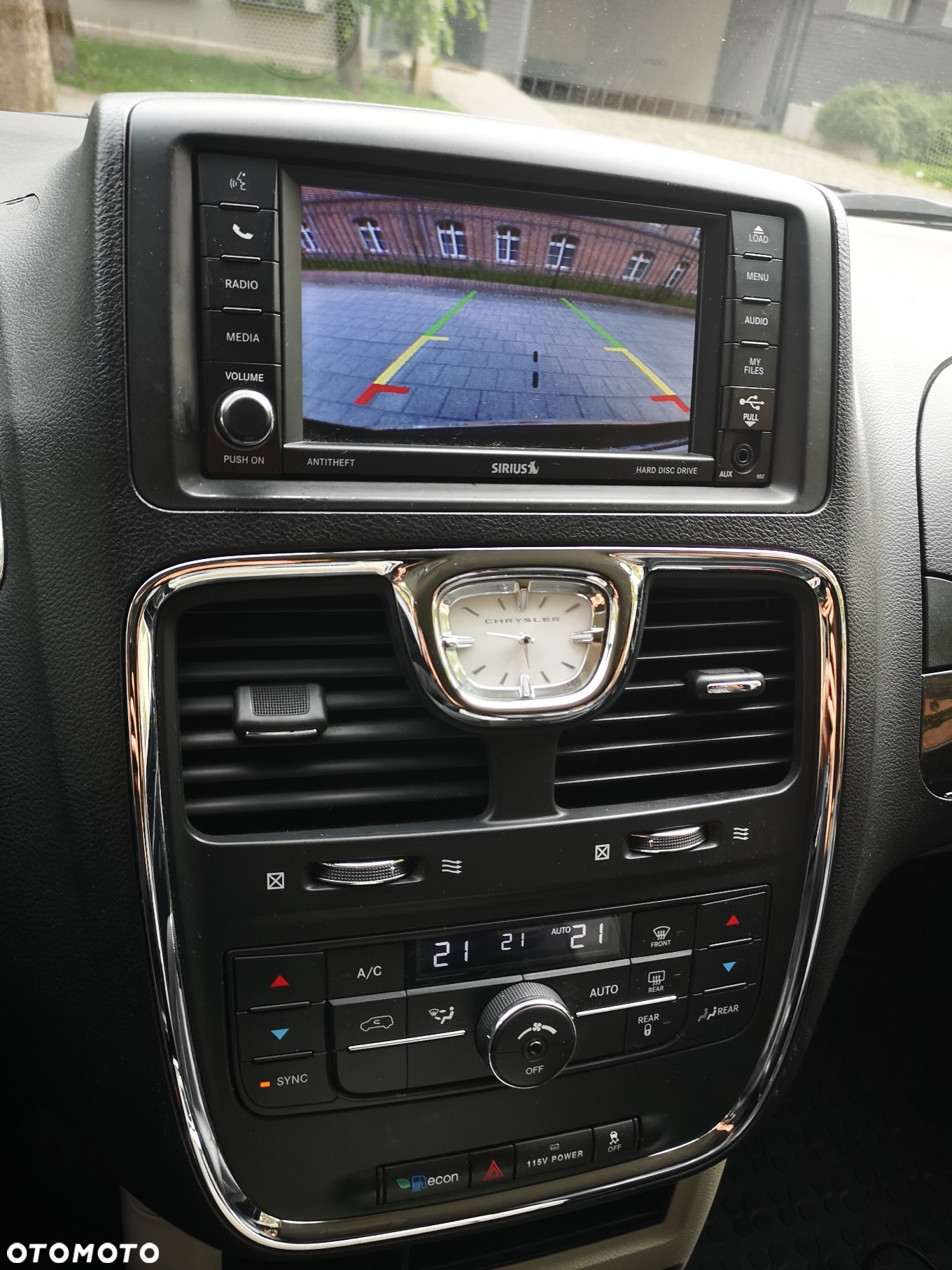 Chrysler Town & Country 3.6 Touring - 24
