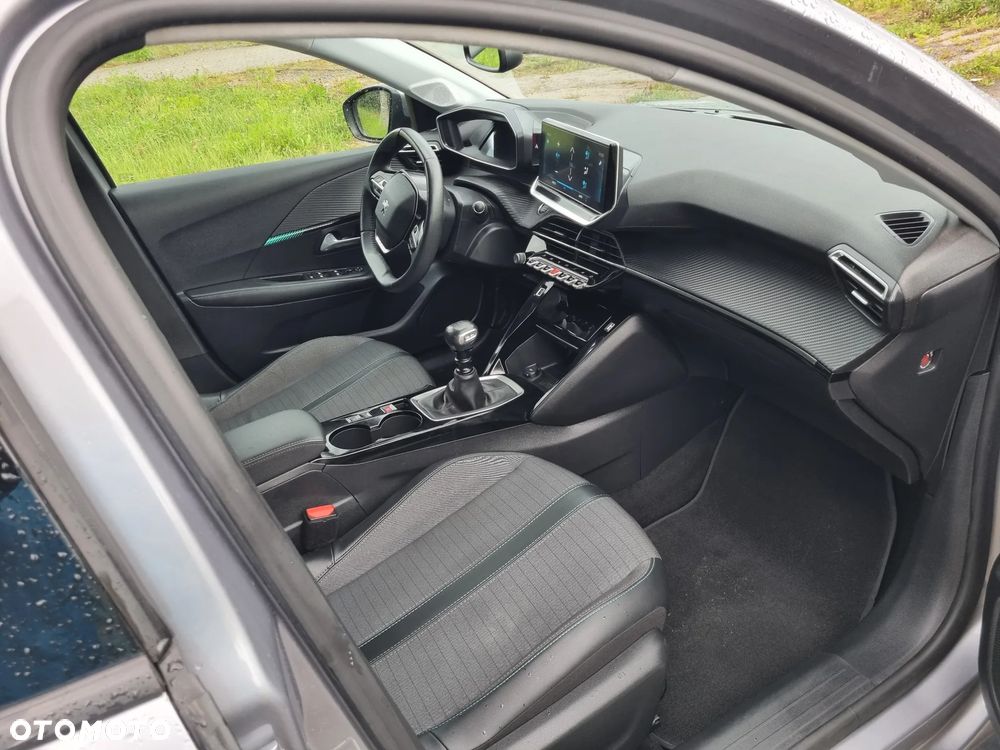 Peugeot 208 TURBO 100 Allure - 13