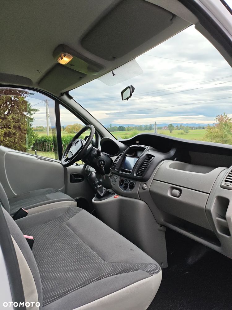 Opel Vivaro - 22