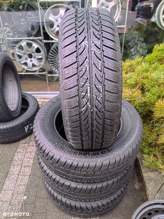 215/65R16 98H Sportiva Snow Win 2 Komplet zima KZ172 Grupa Continental