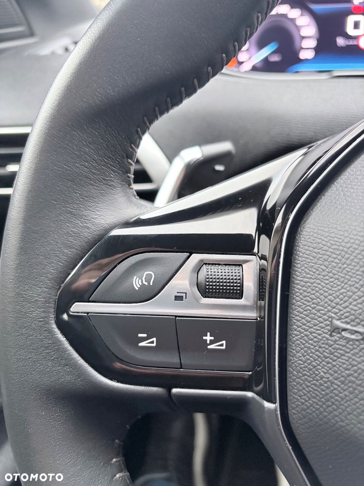 Peugeot 3008 1.2 PureTech mHEV GT S&S e-DCS6 - 16