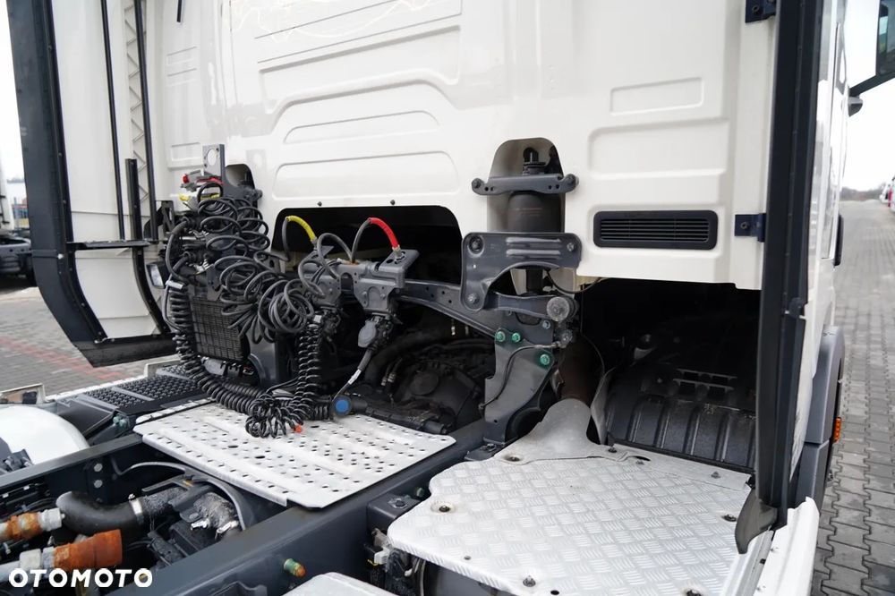 Scania R 450 / HYDRAULIKA / RETARDER / KLIMA POSTOJOWA / PO ZŁOTYM KONTRAKCIE / 2 ZBIORNIKI PALIWA - 18
