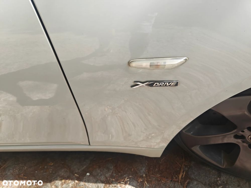 BMW Seria 5 525d xDrive - 3