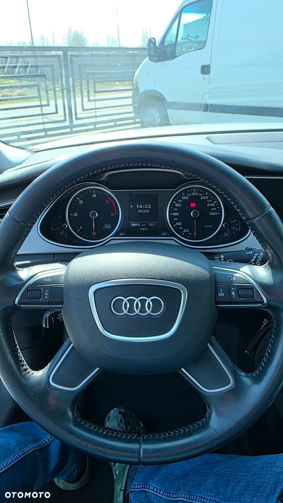 Audi A4 Avant 2.0 TDI DPF Ambiente - 6