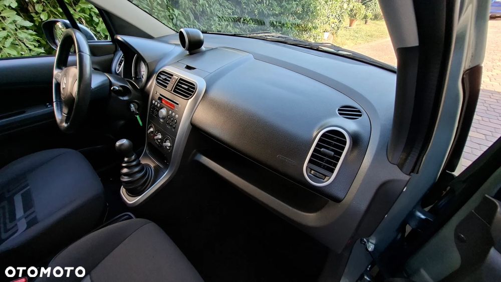Suzuki Splash 1.0 Comfort - 18