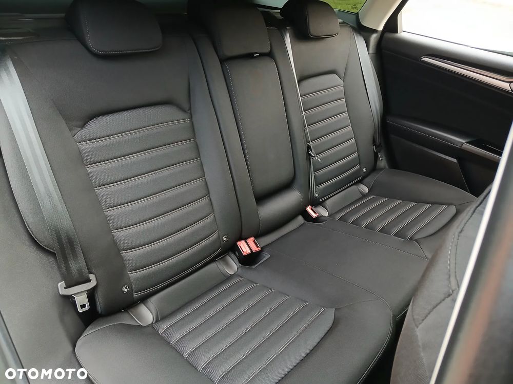 Ford Mondeo - 21