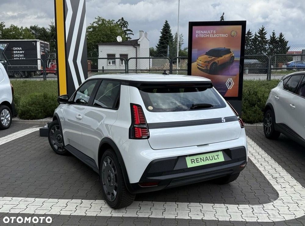 Renault Inny - 11