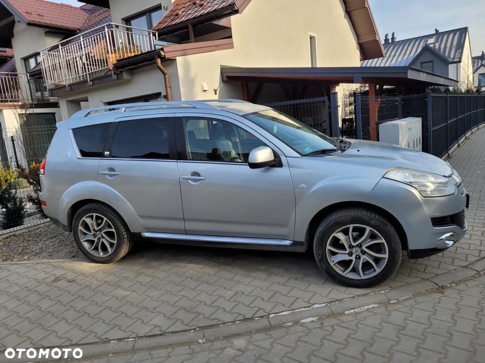 Citroën C-Crosser - 1