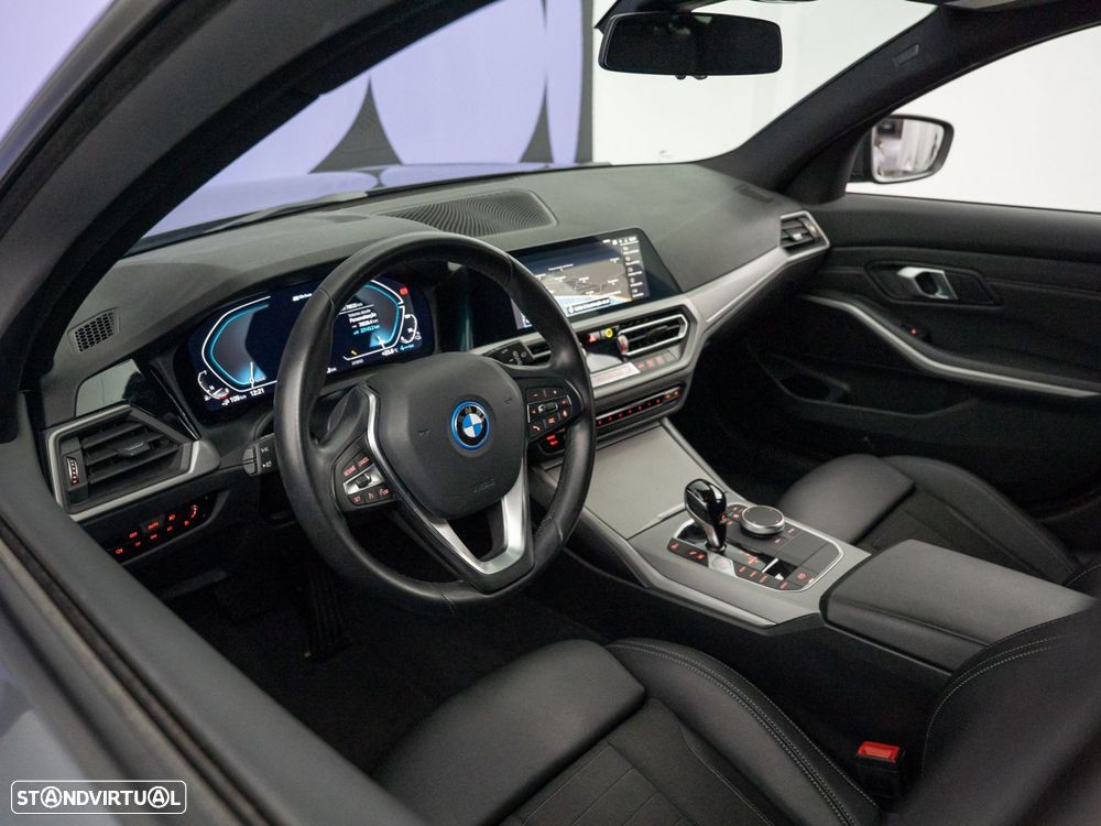 BMW 320 e Corporate Edition Auto - 15