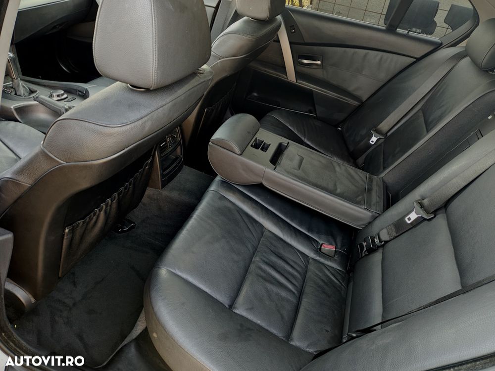 BMW Seria 5 523i Aut. - 8