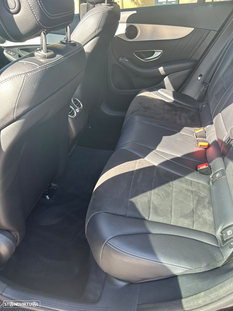 Mercedes-Benz GLC 220 d 4Matic 9G-TRONIC AMG Line - 7