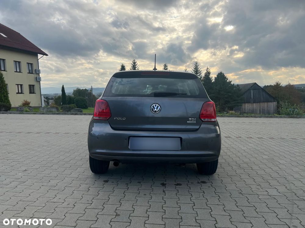 Volkswagen Polo 1.6 TDI DPF BlueMot Highline - 18