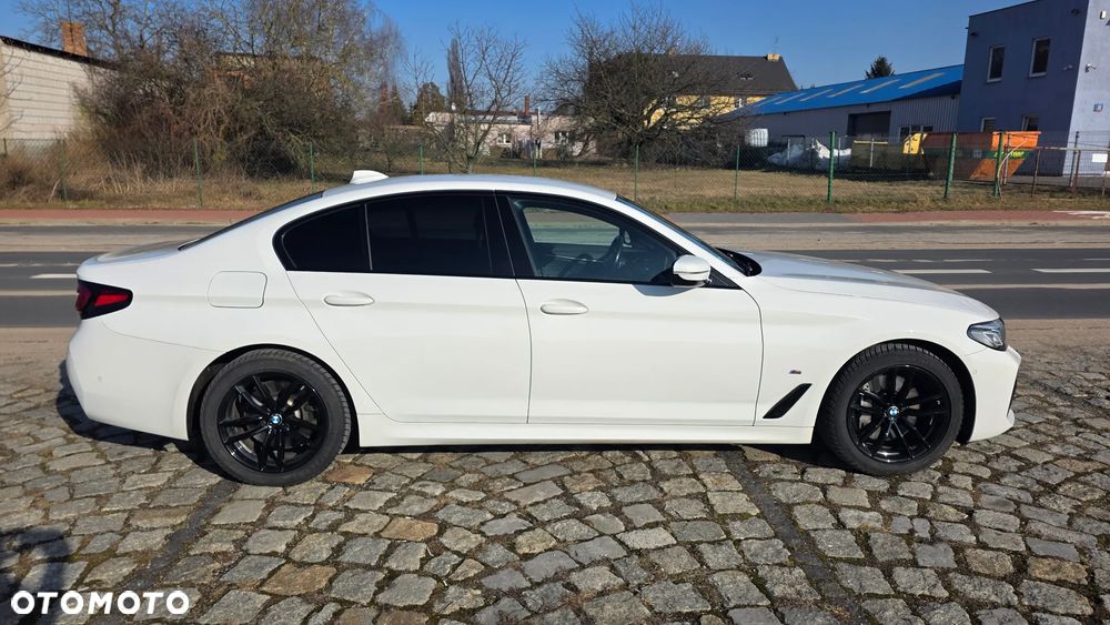 BMW Seria 5 540d xDrive mHEV M Sport sport - 15