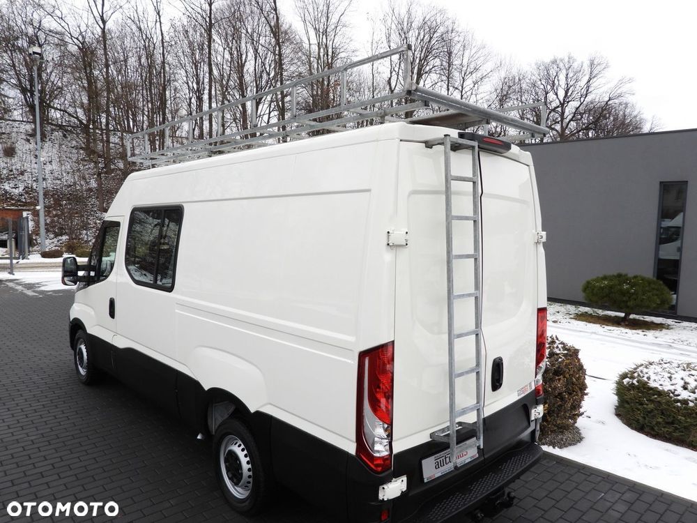Iveco DAILY 35S14 FURGON BRYGADÓWKA 7 MIEJSC TEMPOMAT  140KM - 25