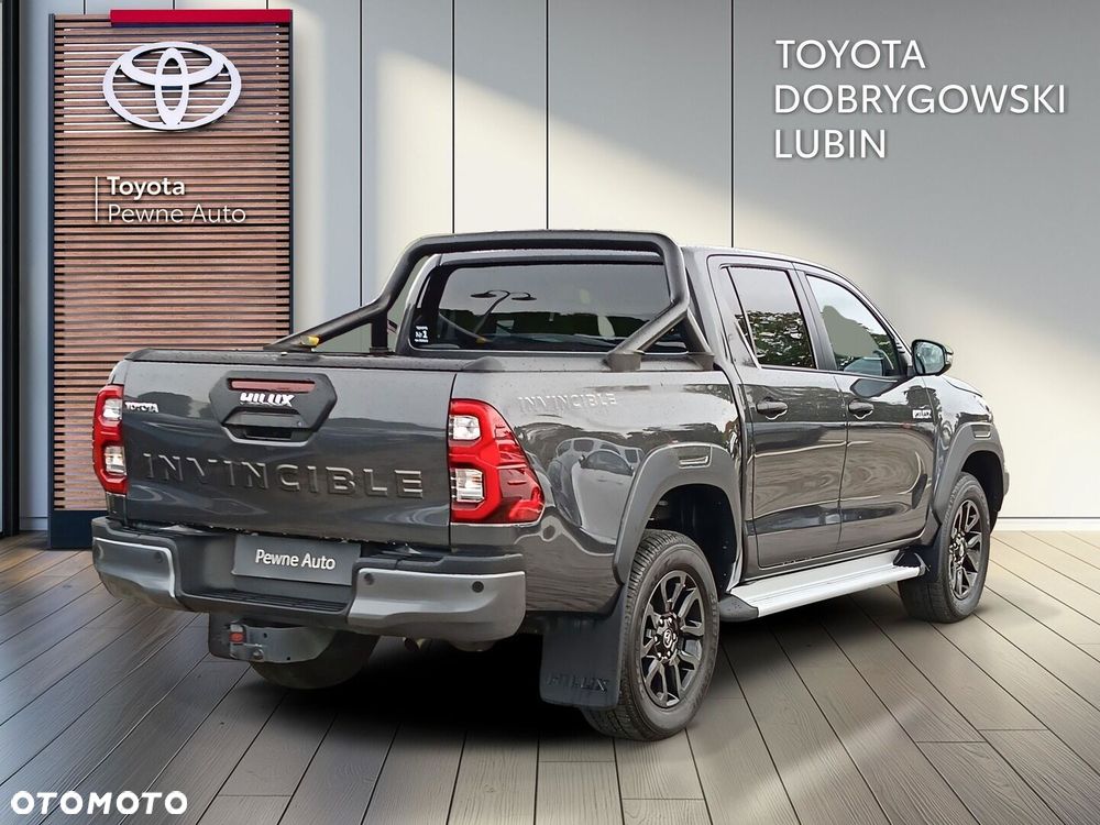 Toyota Hilux 2.8 D-4D mHEV Double Cab Invincible 4x4 - 5