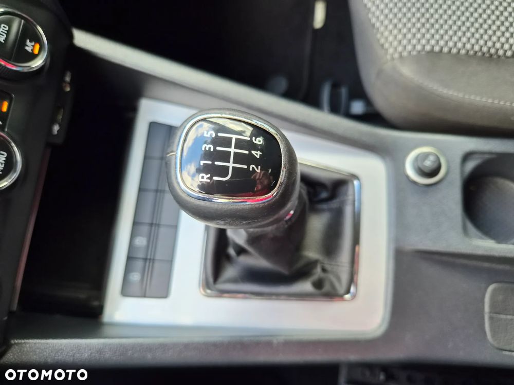 Skoda Octavia 1.4 TSI Ambition - 19
