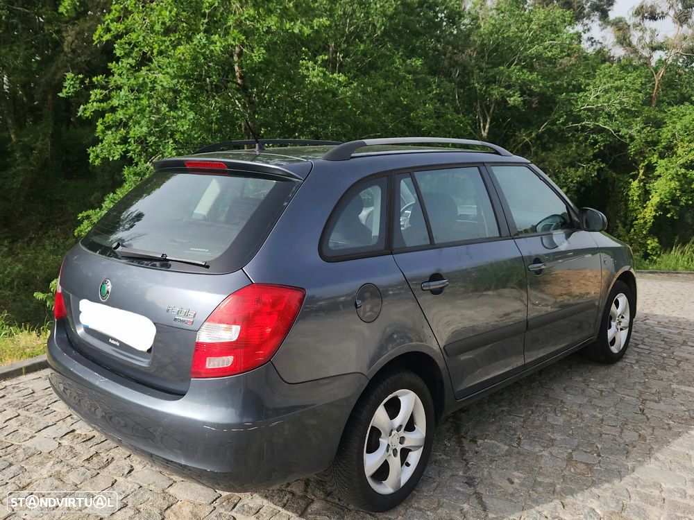 Skoda Fabia Break 1.2 Sport - 4