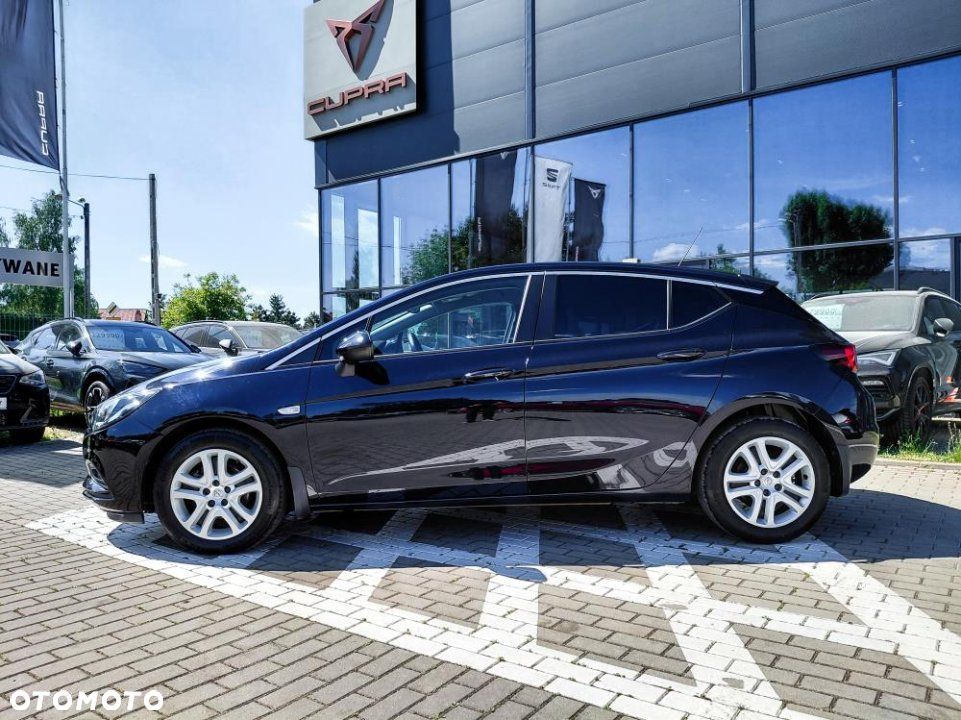 Opel Astra - 2