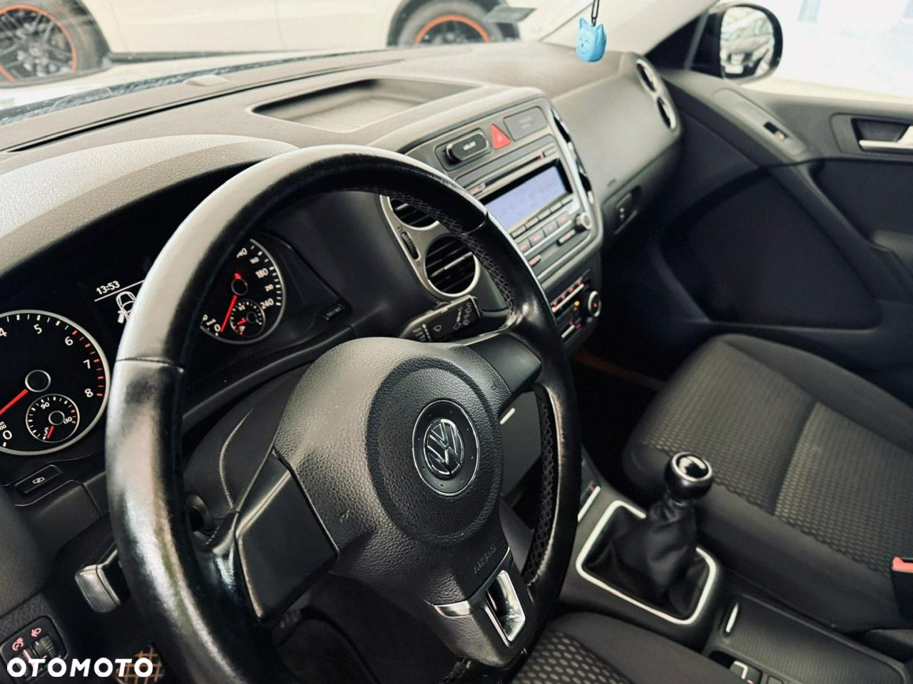 Volkswagen Tiguan - 31