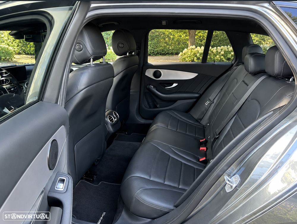 Mercedes-Benz C 300 de AMG Line - 6