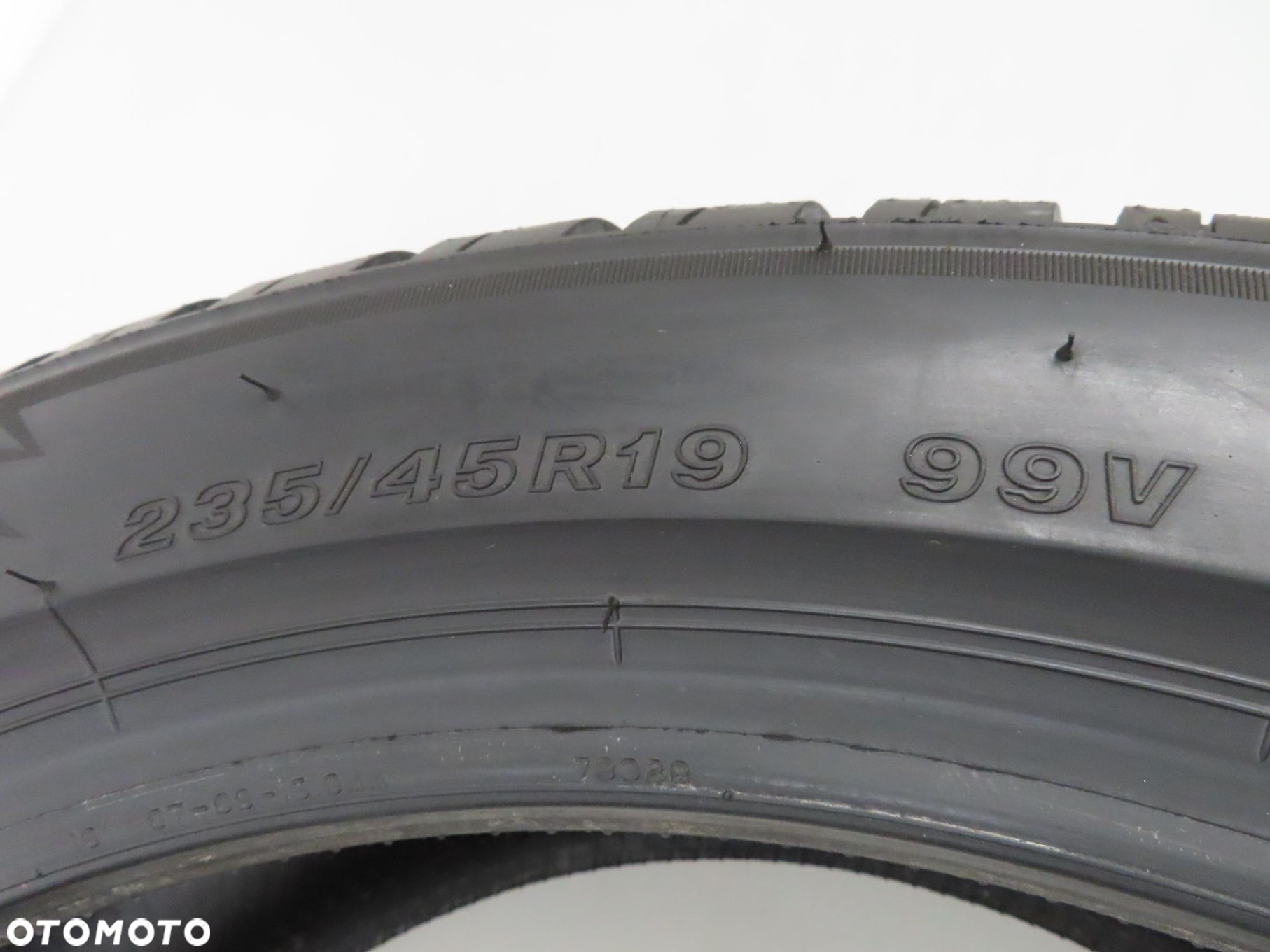 235/45R19 OPONA ZIMOWA Bridgestone Blizzak LM005 99V XL - 4