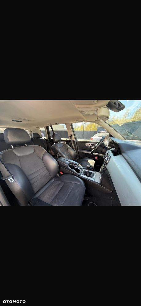 Mercedes-Benz GLK 220 CDI (BlueEFFICIENCY) - 12