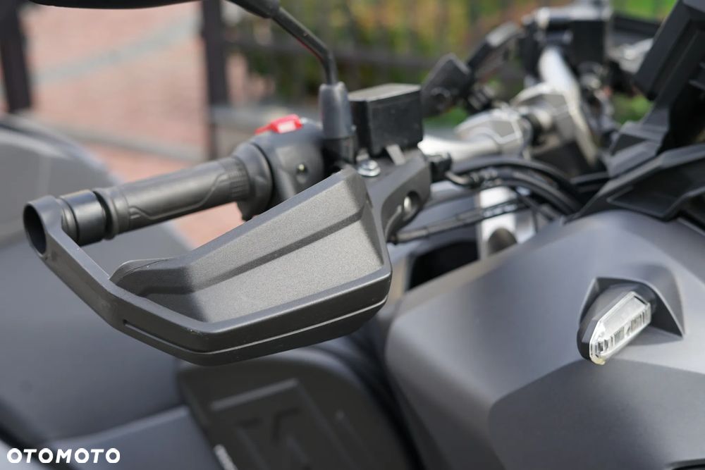 Honda ADV350 - 31