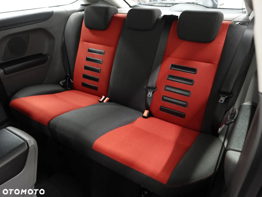 Ford Focus - 23