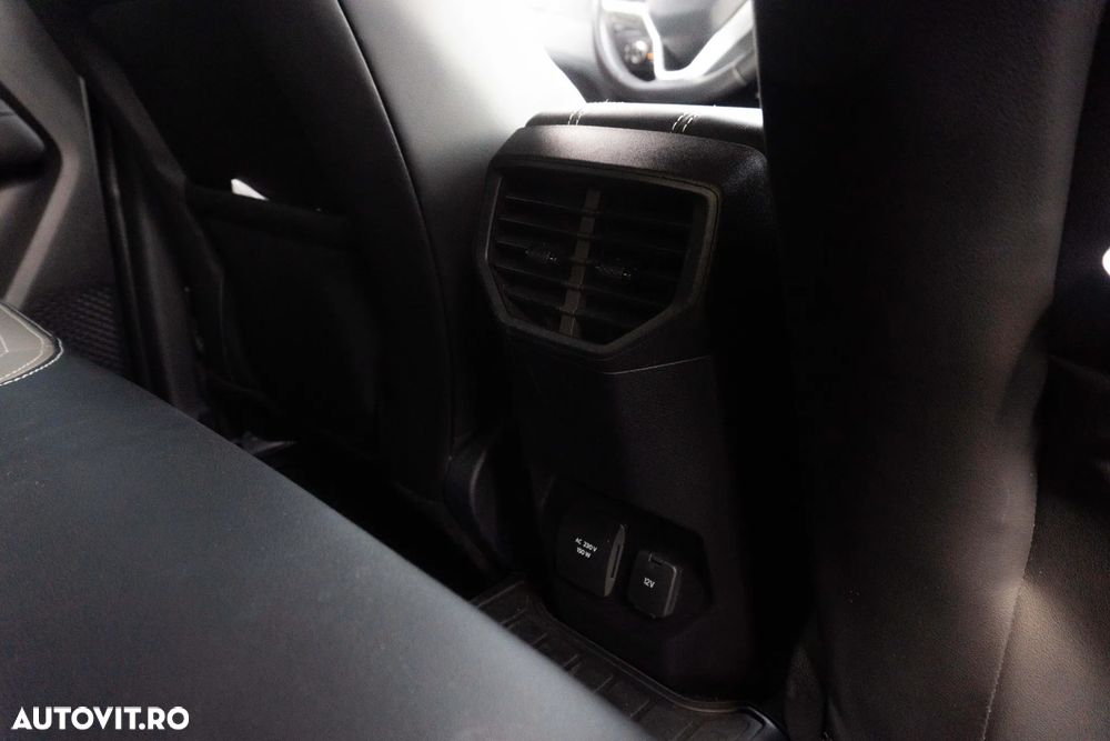 Volkswagen Amarok 3.0 TDI 241 CP 4M 10AT Aventura - 39
