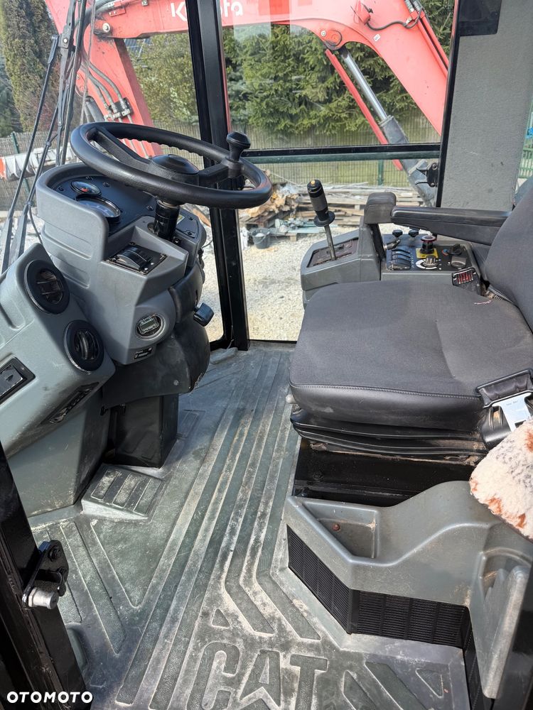 Caterpillar CS56 - 8