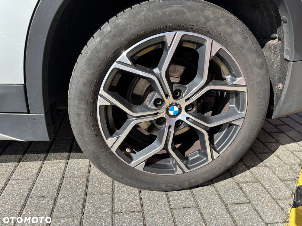 BMW X1 xDrive18d xLine - 21