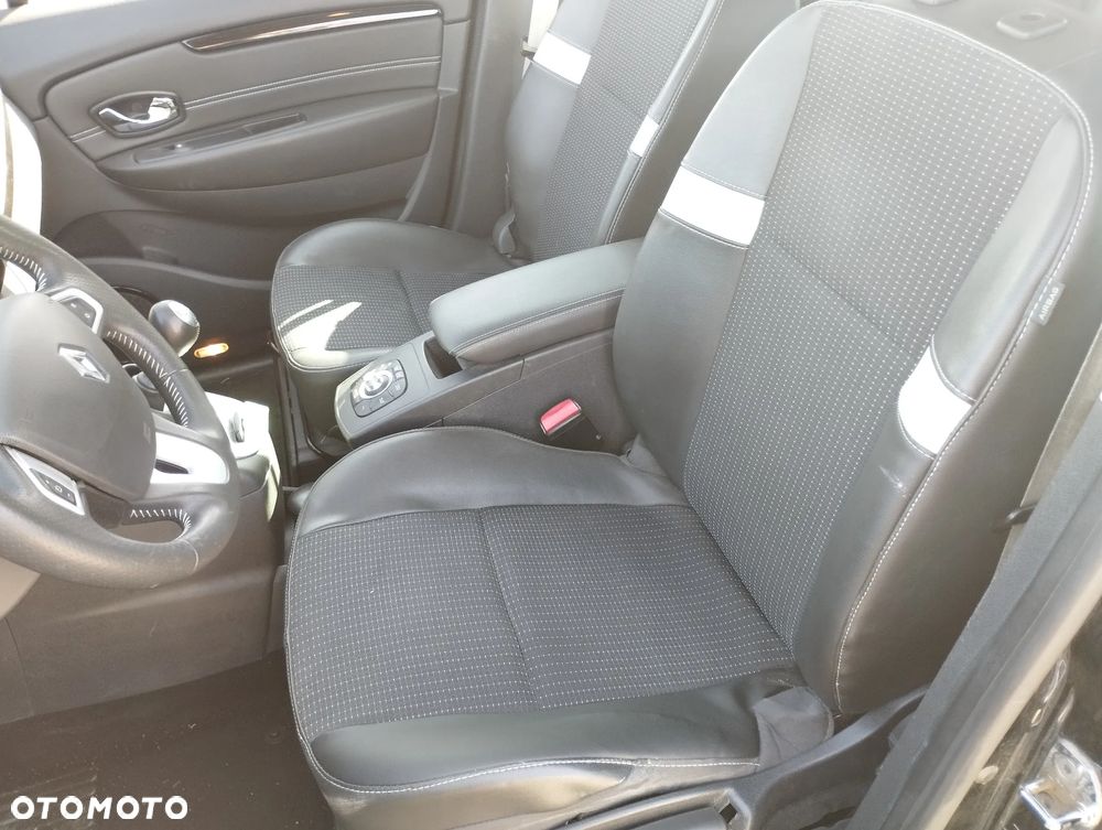Renault Scenic TCe 130 Bose Edition - 21