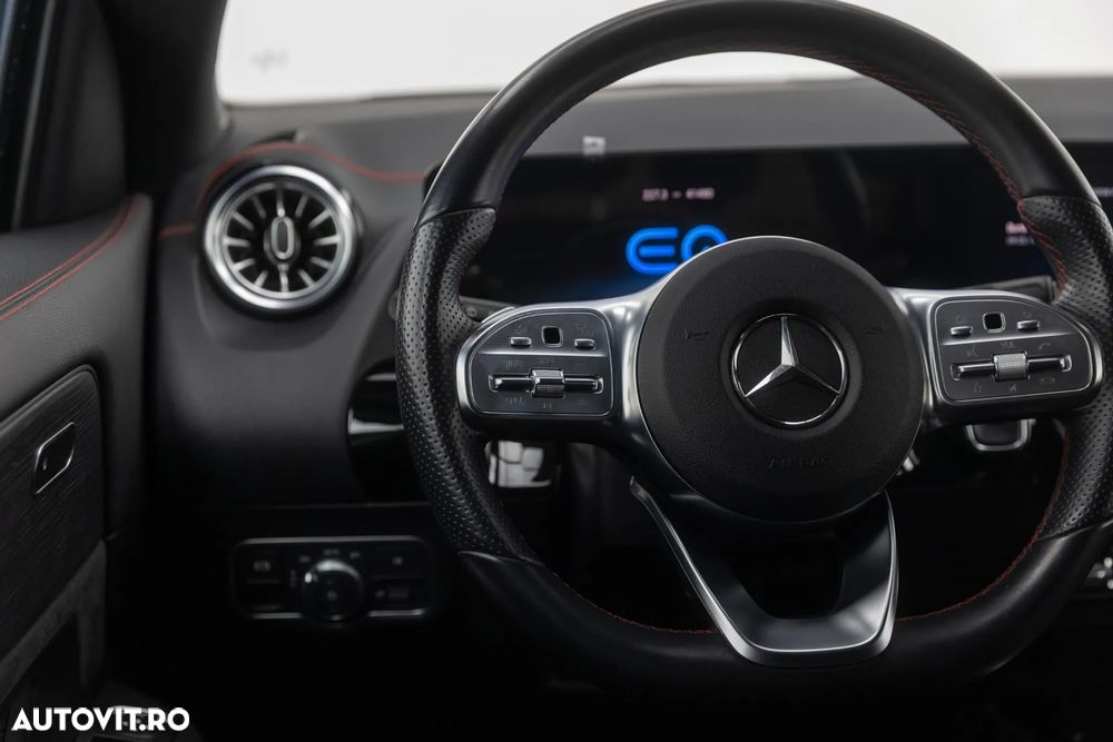 Mercedes-Benz EQA 300 4MATIC - 30