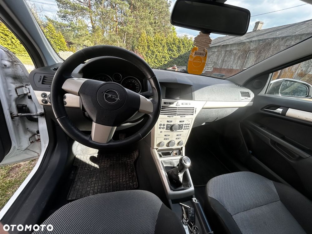 Opel Astra 1.8 - 15