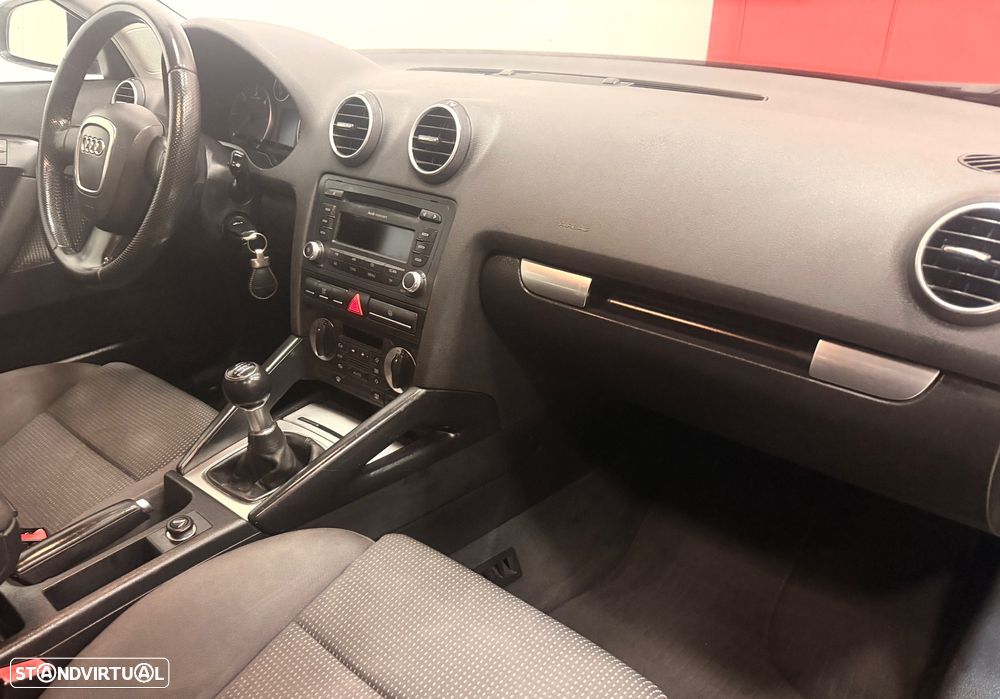 Audi A3 Sportback 2.0 TDi Sport - 11