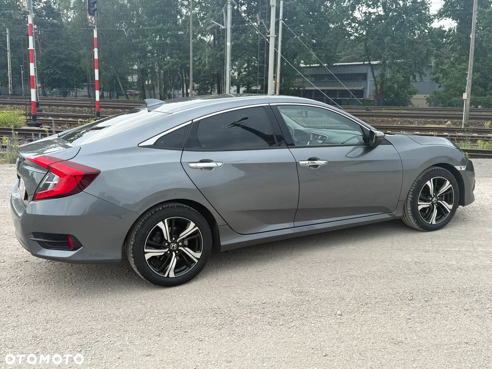 Honda Civic 1.5 T Elegance - 6