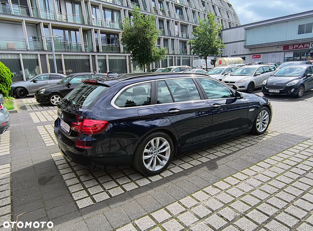 BMW Seria 5 520d - 5