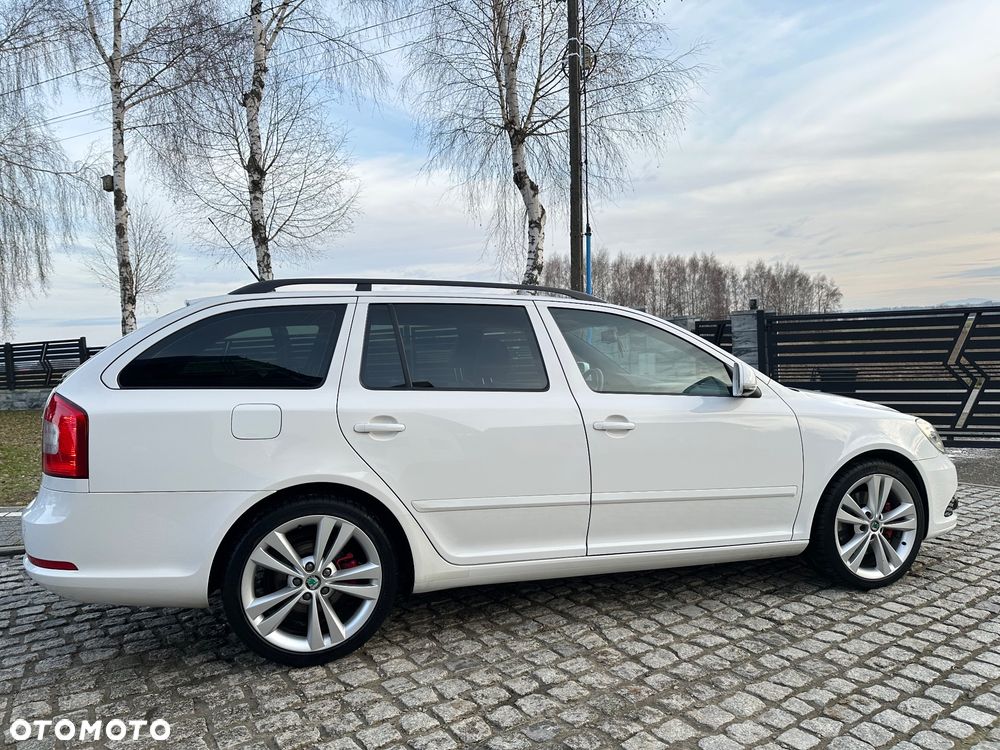 Skoda Octavia 2.0 TSI RS - 6