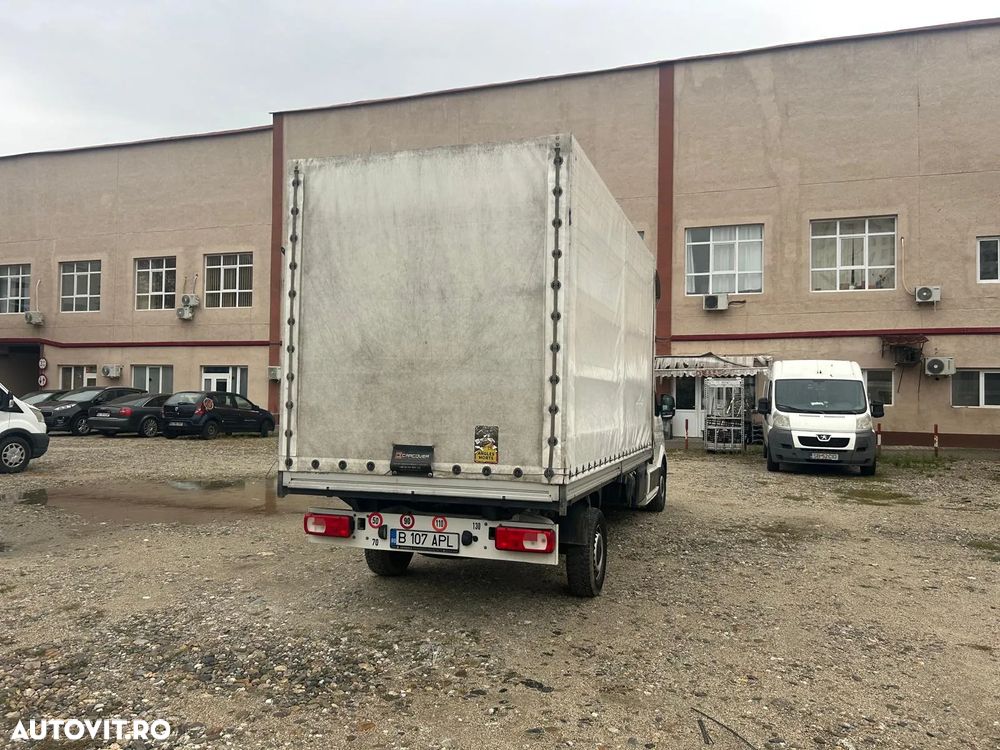 Volkswagen CRAFTER - 8