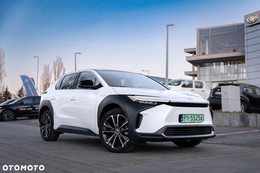 Toyota bZ4X 71.4kWh Executive - 1