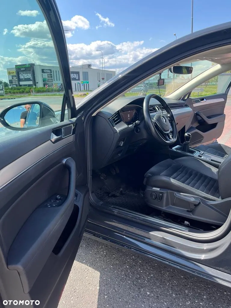 Volkswagen Passat 1.8 TSI BMT Highline - 12