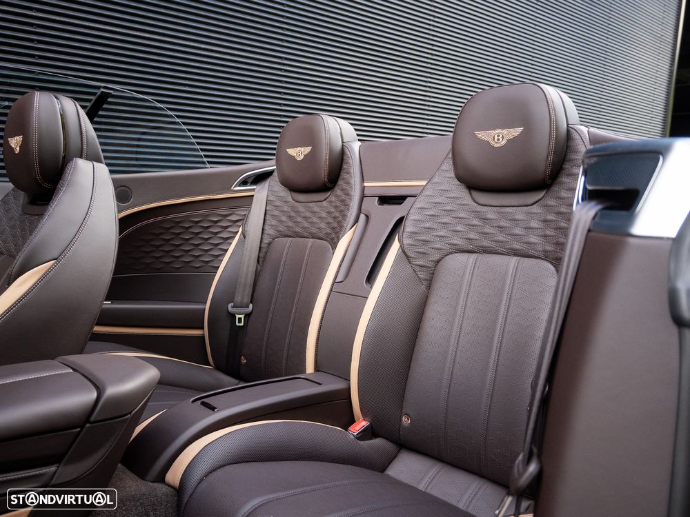 Bentley Continental 4.0 Hybrid Speed - 29