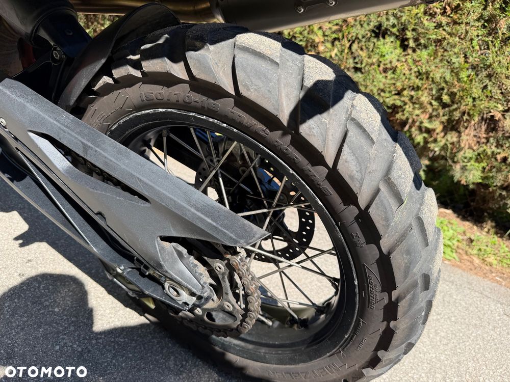 KTM Adventure 790 - 16