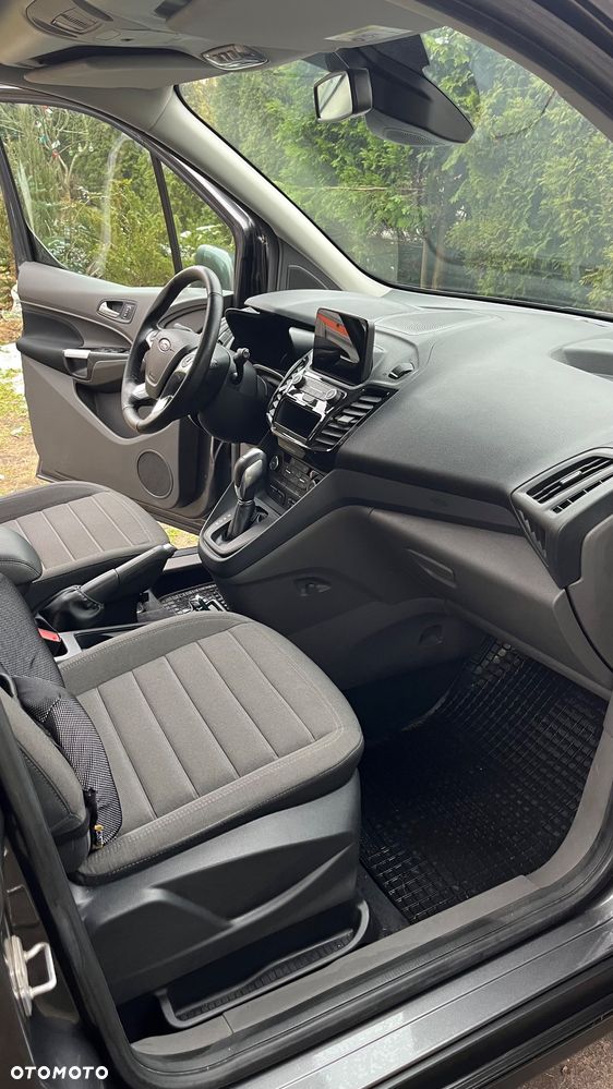 Ford Tourneo Connect Grand - 10