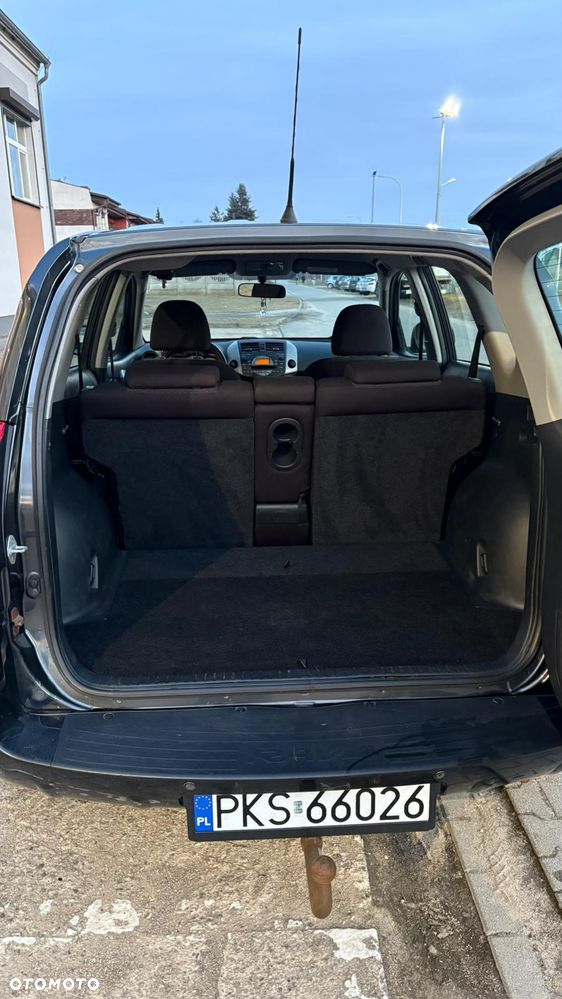 Toyota RAV4 2.0 4x4 - 12